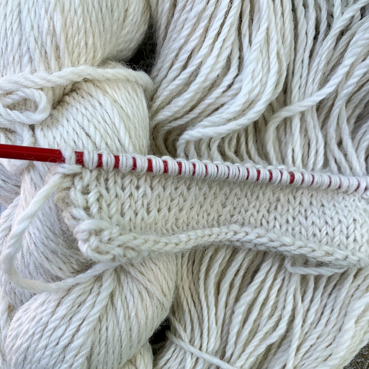 3 Ply 90% Alpaca 10% Silk DK Weight Yarn - Laurel Highlands Alpacas | AlpacaMom.com