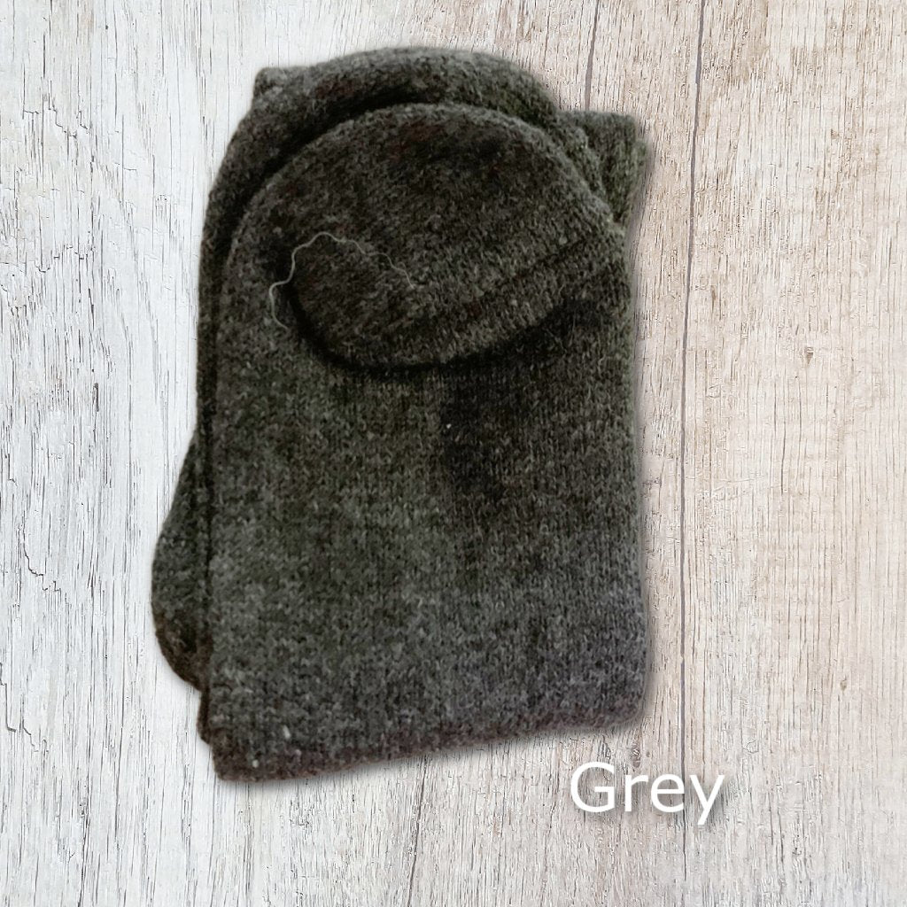 Lightweight Short Alpaca Socks - Laurel Highlands Alpacas | AlpacaMom.com