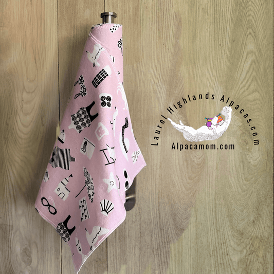 Hammy's "Un - Paper" Cotton Flannel Towels - Swimsuits and Beach Chairs on a Pink Beach - Laurel Highlands Alpacas | AlpacaMom.com